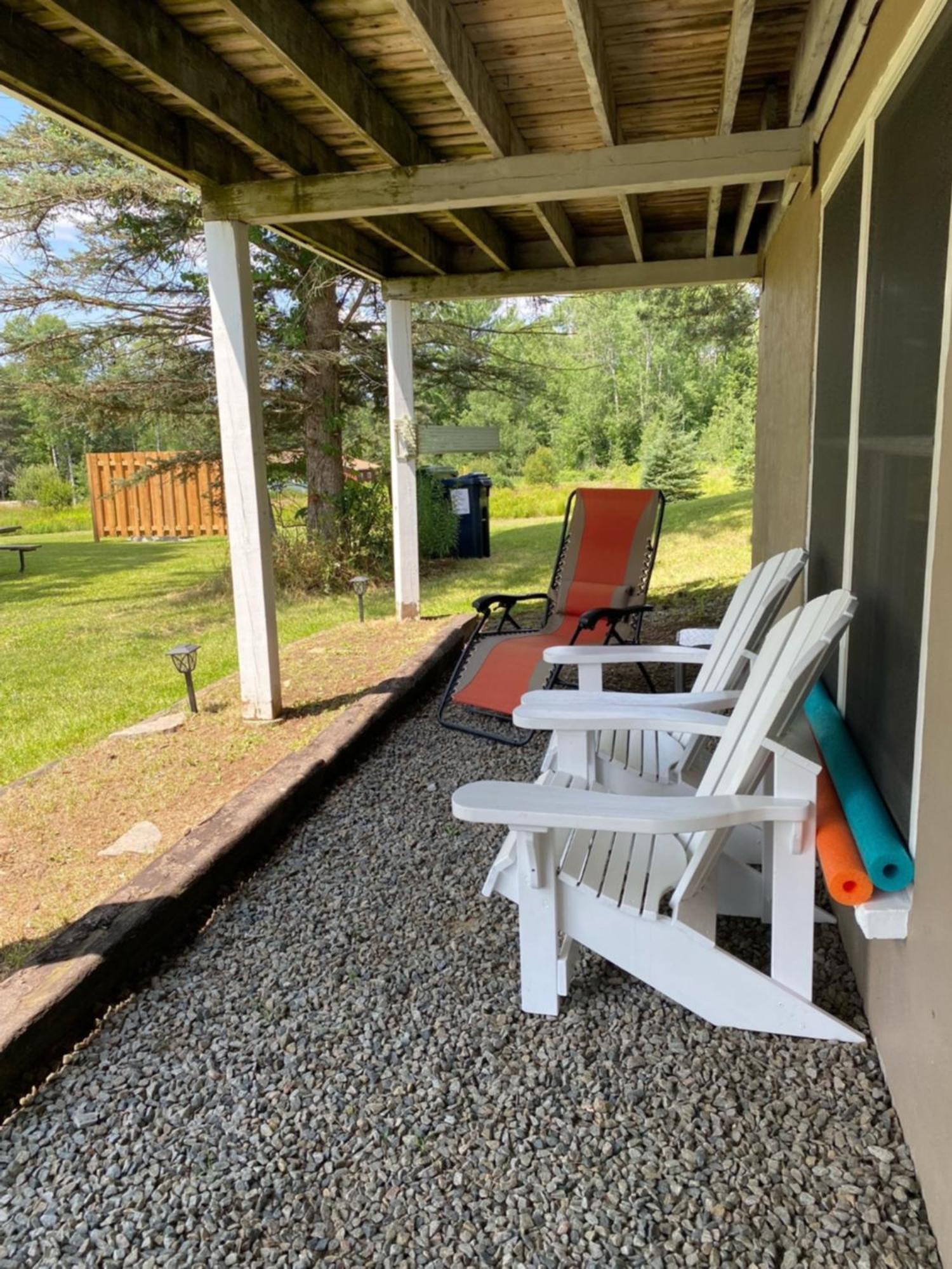 Our Place Up North Bnb Huntsville Eksteriør billede