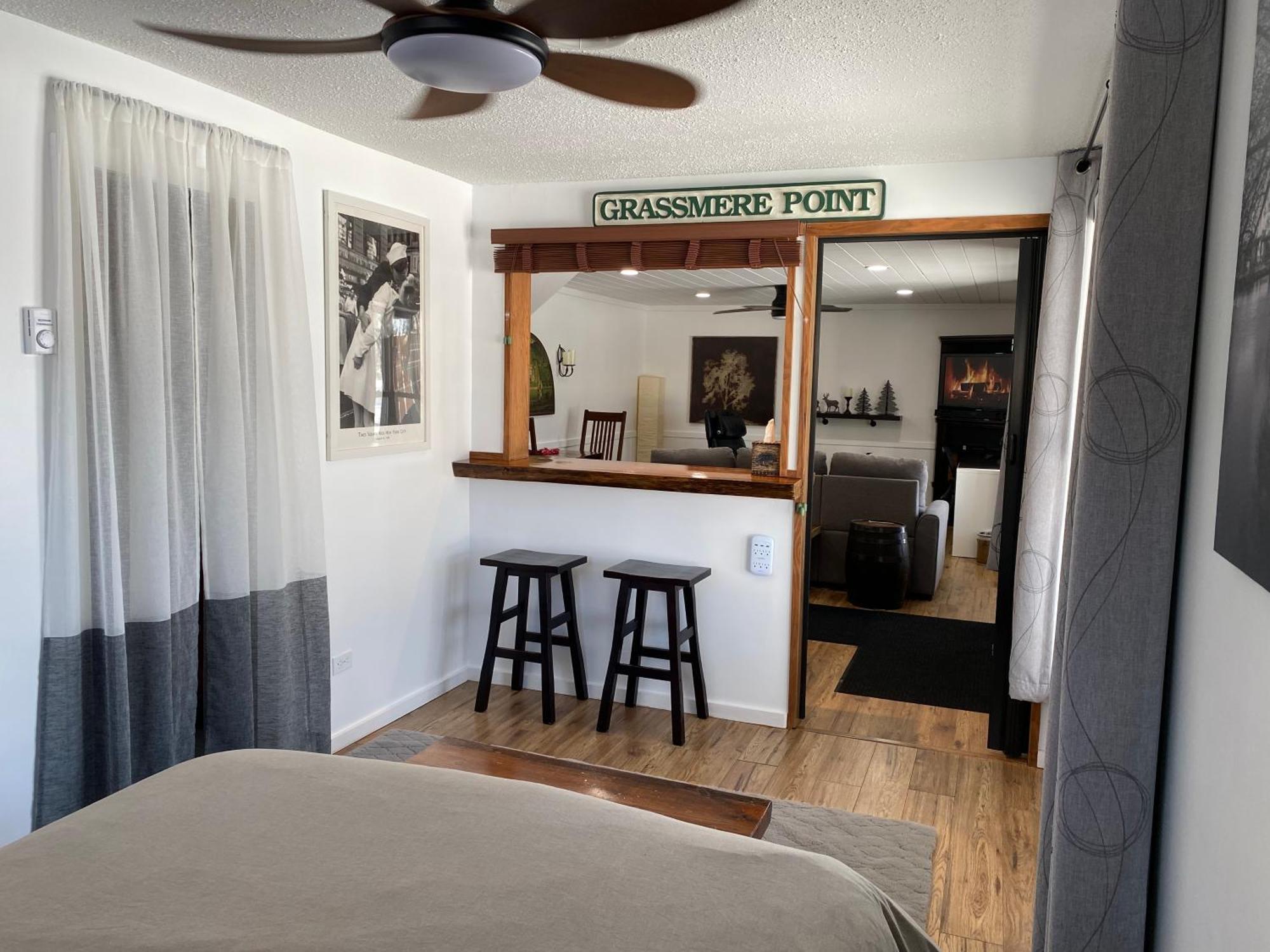 Our Place Up North Bnb Huntsville Eksteriør billede